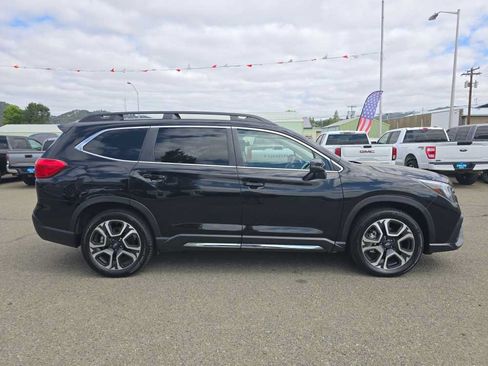 Used 2023 Subaru Ascent Limited AWD/4WD image 6