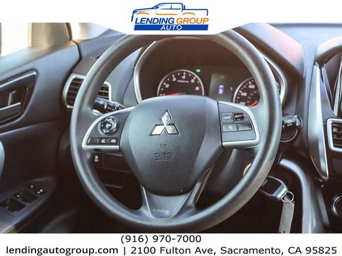 Used 2020 Mitsubishi Eclipse Cross ES image 13