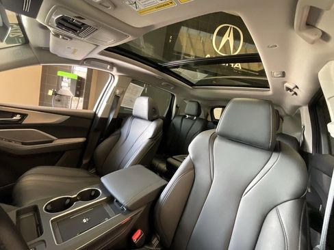 Certified 2025 Acura MDX SH-AWD image 21