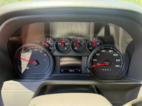 Used 2025 Chevrolet Silverado 1500 Custom RWD image 4