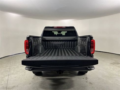 Used 2026 GMC Sierra 1500 Elevation image 26