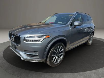Used 2018 Volvo XC90 T5 Momentum w/ Convenience Package