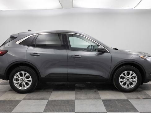 Used 2023 Ford Escape Active w/ Tech Pack #2 image 13