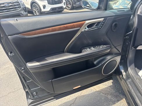 Used 2022 Lexus RX 450hL AWD w/ Premium Package image 18