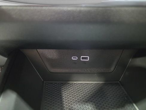 Used 2025 Chevrolet Equinox RS w/ Safety and Technology Package AWD/4WD image 18