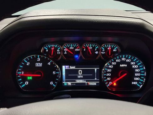 Used 2015 Chevrolet Suburban LTZ image 14