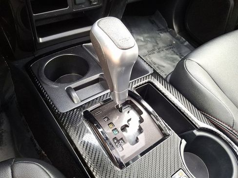 Used 2020 Toyota 4Runner TRD Off-Road Premium image 15