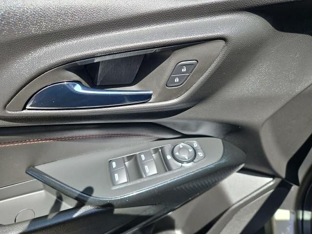 Used 2026 Chevrolet Trax RS FWD image 22