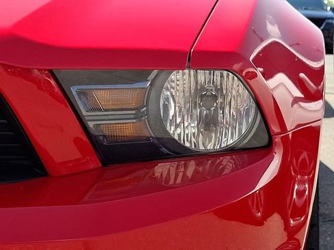 Used 2012 Ford Mustang GT Premium RWD image 8