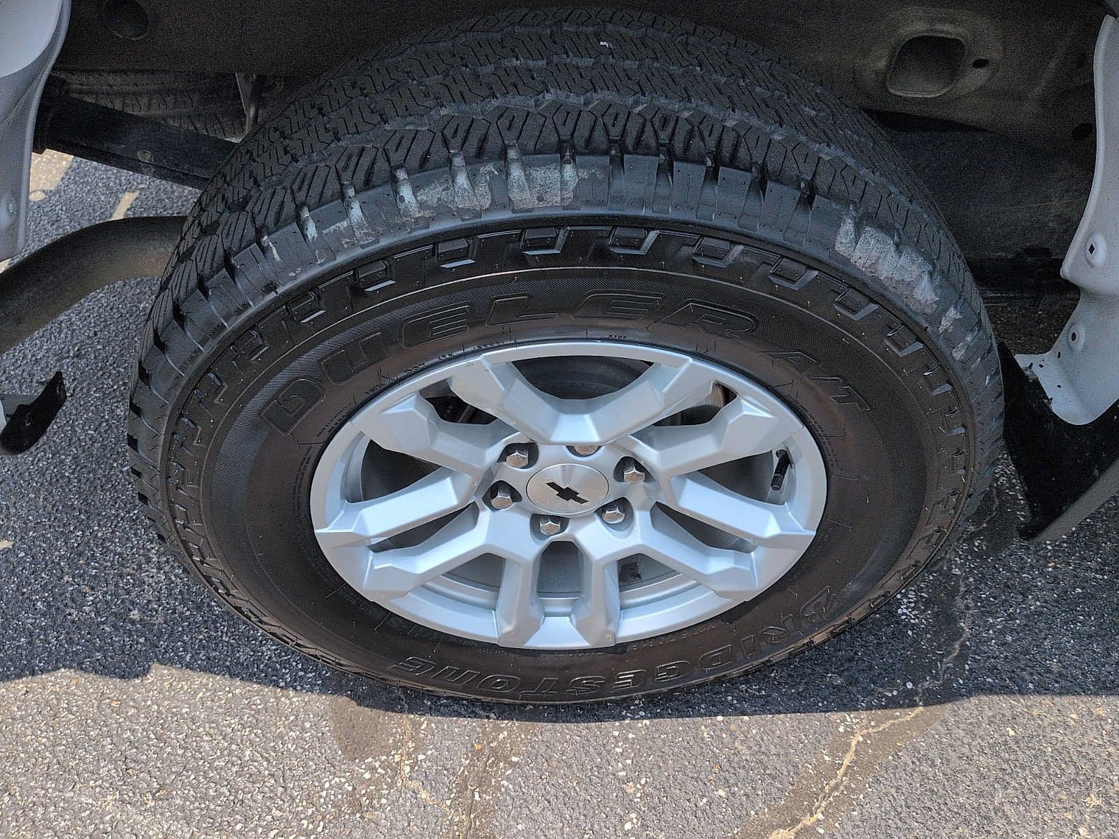 Used 2024 Chevrolet Silverado 1500 RST AWD/4WD image 9