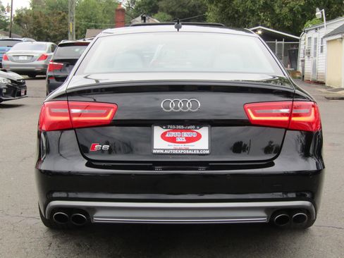Used 2014 Audi S6 Prestige w/ Driver Assistance Package image 4