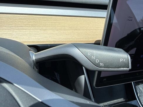 Used 2019 Tesla Model 3 Standard Range Plus RWD image 36