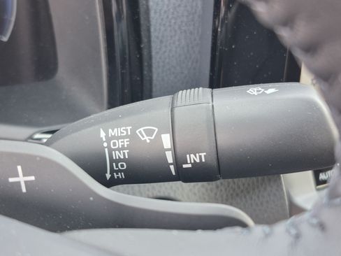 Used 2026 Toyota Camry XSE FWD image 34