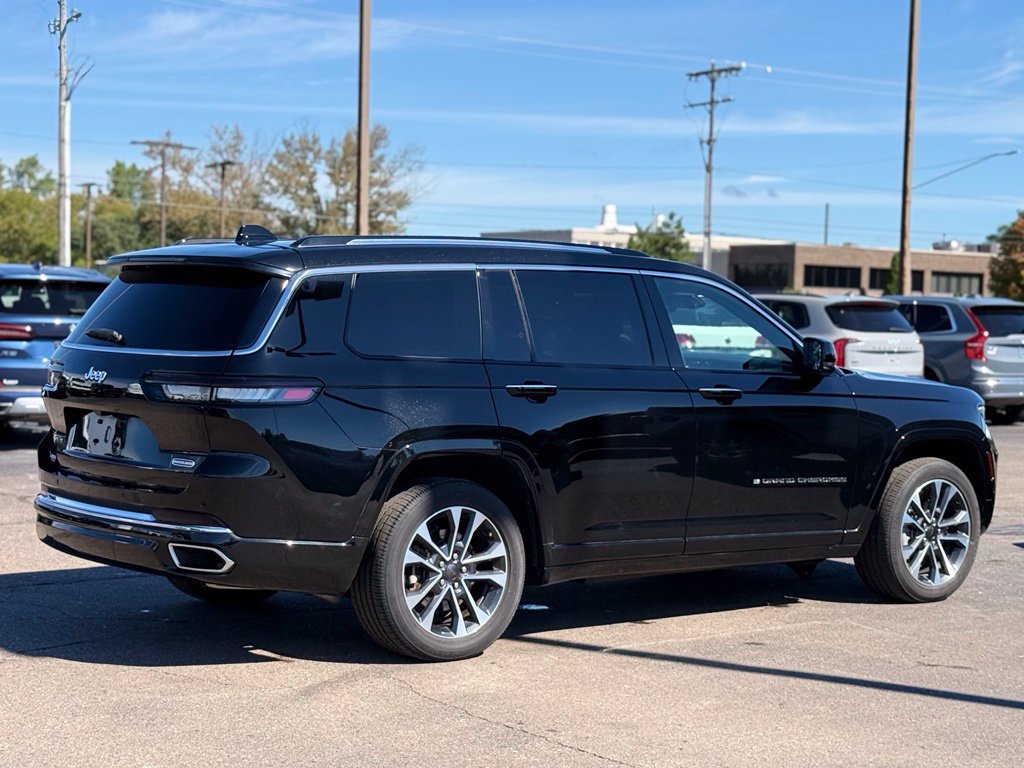 Used 2023 Jeep Grand Cherokee L Overland AWD/4WD image 38