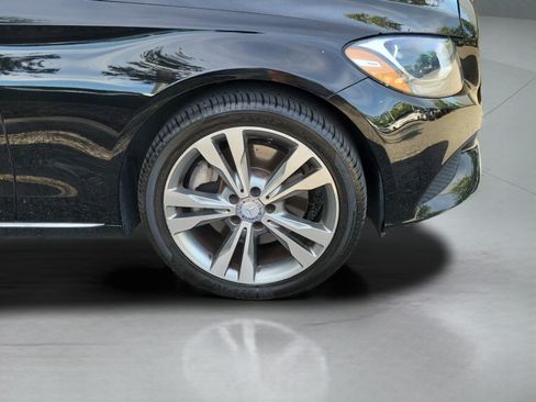 Used 2015 Mercedes-Benz C 300 4MATIC Sedan image 13