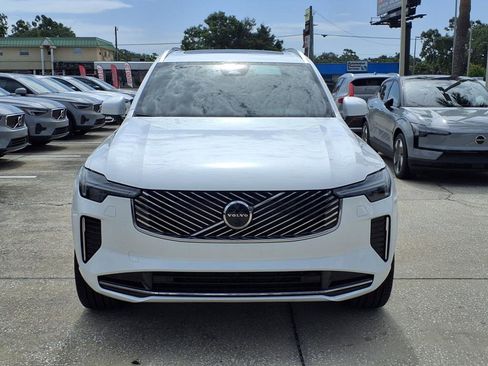 New 2026 Volvo XC90 B5 Plus image 2