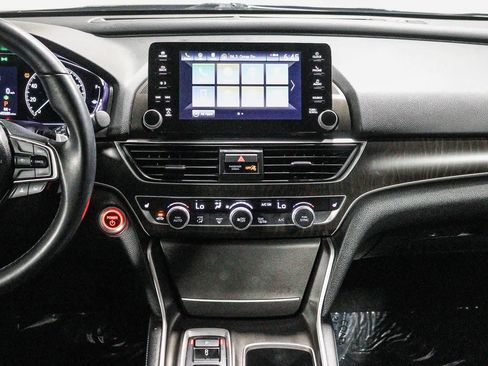 Used 2021 Honda Accord EX-L image 16