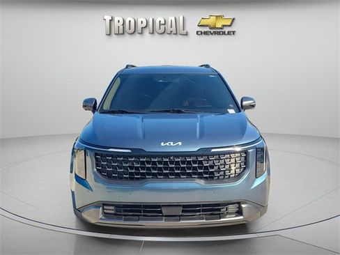 Used 2025 Kia Carnival SX Prestige image 8