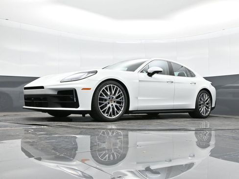 New 2026 Porsche Panamera image 34