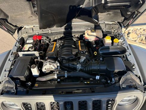 Used 2021 Jeep Wrangler Unlimited Rubicon w/ Trailer Tow Package image 27