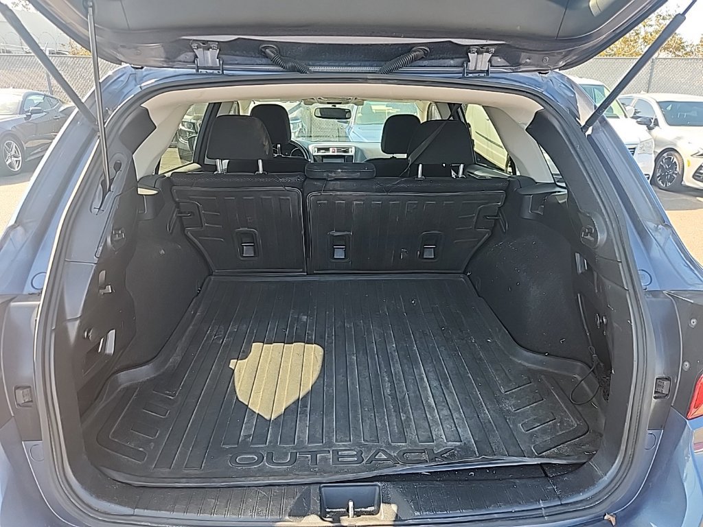 Used 2016 Subaru Outback 2.5i Premium AWD/4WD image 18