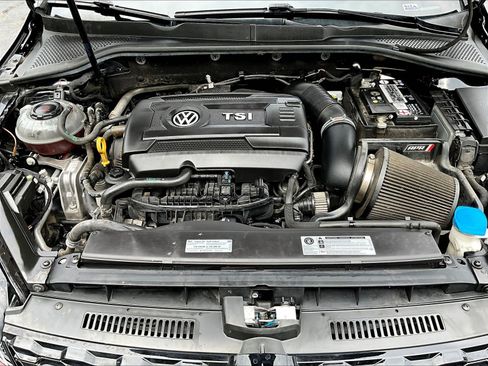 Used 2020 Volkswagen Golf 4-Door FWD image 30
