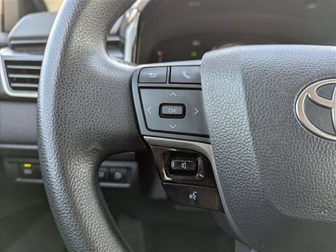 Used 2025 Toyota Camry LE FWD image 13