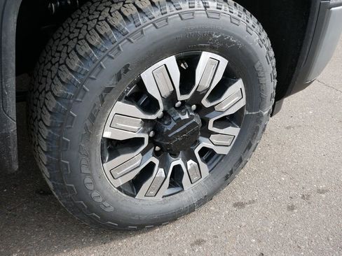 New 2026 GMC Sierra 3500 Denali w/ Denali Reserve Package image 10