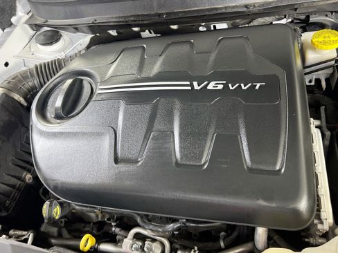 Used 2022 Jeep Cherokee Limited AWD/4WD image 29