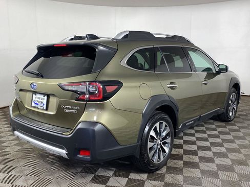 Used 2024 Subaru Outback Touring AWD/4WD image 5