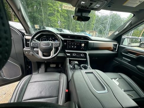 Used 2022 GMC Sierra 1500 Denali w/ Technology Package AWD/4WD image 22