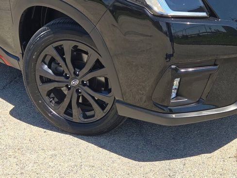 Used 2023 Subaru Forester Sport AWD/4WD image 3
