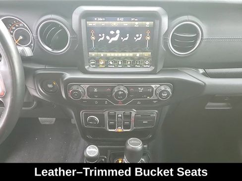 Used 2021 Jeep Gladiator Overland w/ Popular Equipment Package image 19