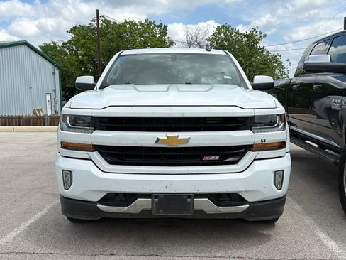 Used 2018 Chevrolet Silverado 1500 LT w/ Texas Edition image 2