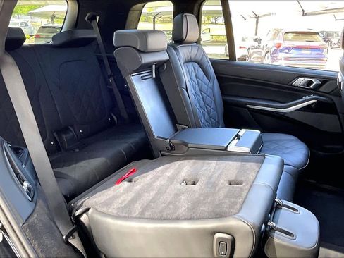 Used 2025 BMW X7 xDrive40i w/ M Sport Package AWD/4WD image 20