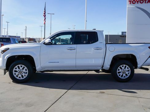 New 2026 Toyota Tacoma SR5 w/ SR5 Upgrade Package image 5