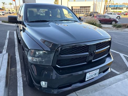 Used 2017 RAM 1500 Express w/ Black Ram 1500 Express Group RWD image 6