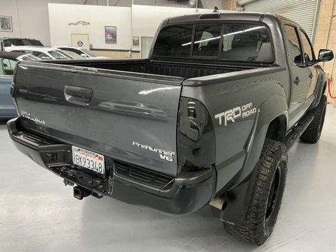 Used 2015 Toyota Tacoma PreRunner w/ TRD Off-Road Package image 5