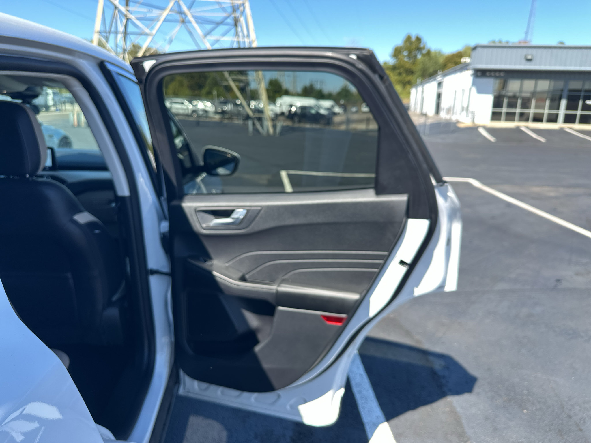 Used 2022 Ford Escape SEL AWD/4WD image 18
