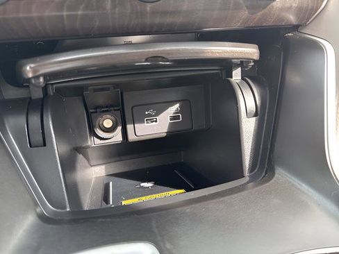 Used 2022 Honda Accord EX-L image 32