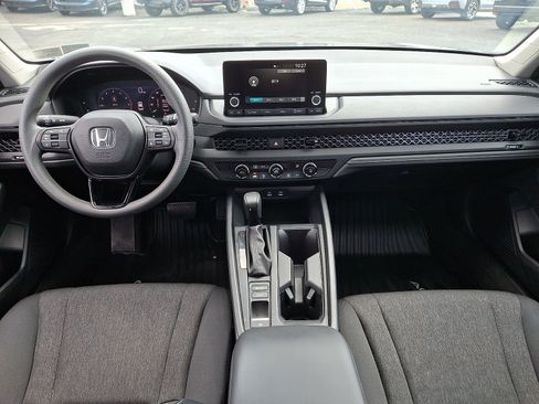 Used 2024 Honda Accord LX image 11