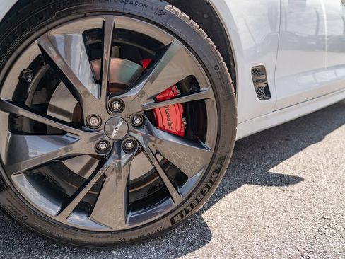 Used 2022 Genesis G70 3.3T RWD image 3