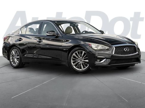 Used 2018 INFINITI Q50 Luxe w/ Essential Package (3.0T Luxe) AWD/4WD image 1