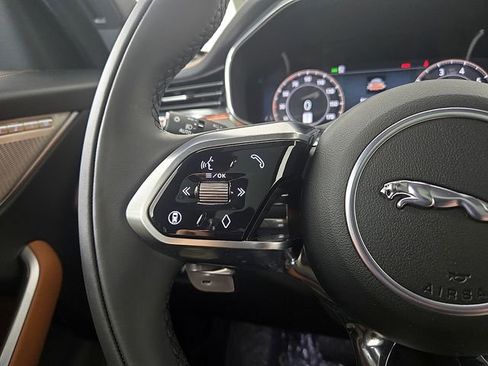 New 2026 Jaguar F-PACE R-Dynamic S image 19