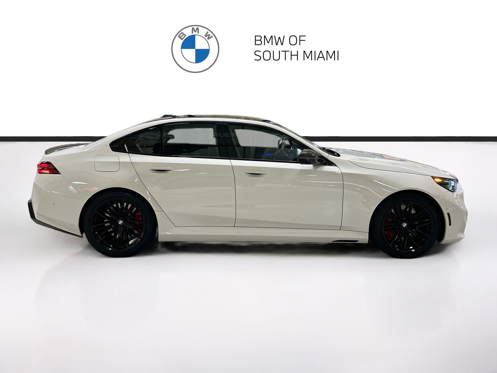 Used 2025 BMW M5 w/ Carbon Package AWD/4WD image 8