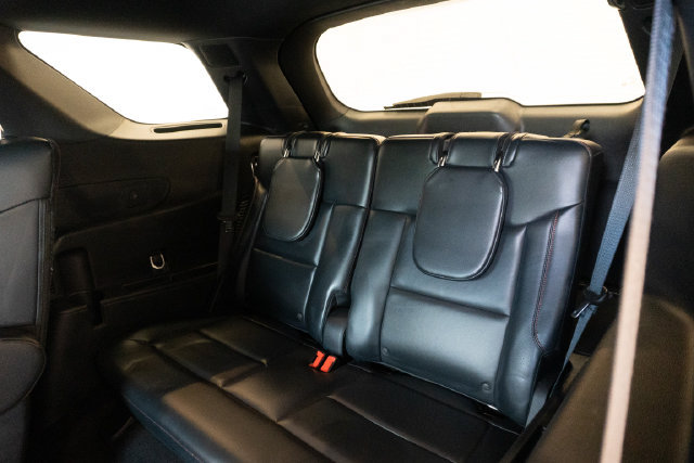 Used 2025 Ford Explorer ST-Line AWD/4WD image 23
