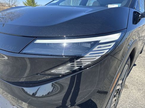 New 2026 Nissan Leaf SV+ w/ Illuminated Package FWD image 39