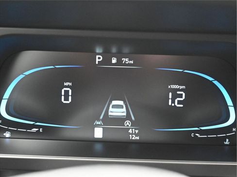 New 2026 Hyundai Elantra SE FWD image 5