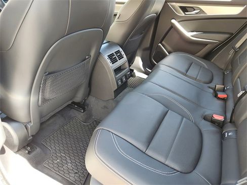 Used 2026 Jaguar F-PACE R-Dynamic S image 29