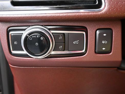 Used 2020 Lincoln Navigator L Black Label w/ Cargo Convenience Package AWD/4WD image 16